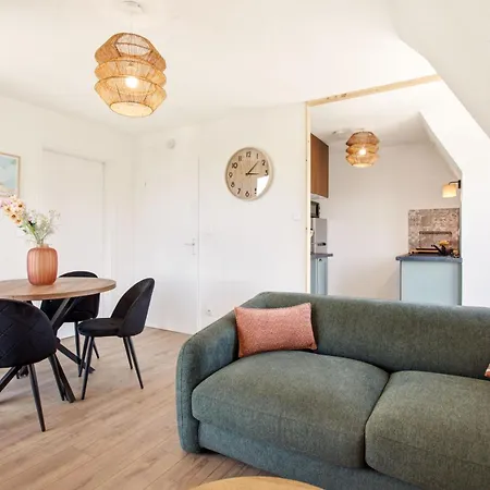 Apartment Le Calmette - Balcon, Parking & Ascenseur *