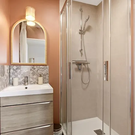 Apartment Le Calmette - Balcon, Parking & Ascenseur *